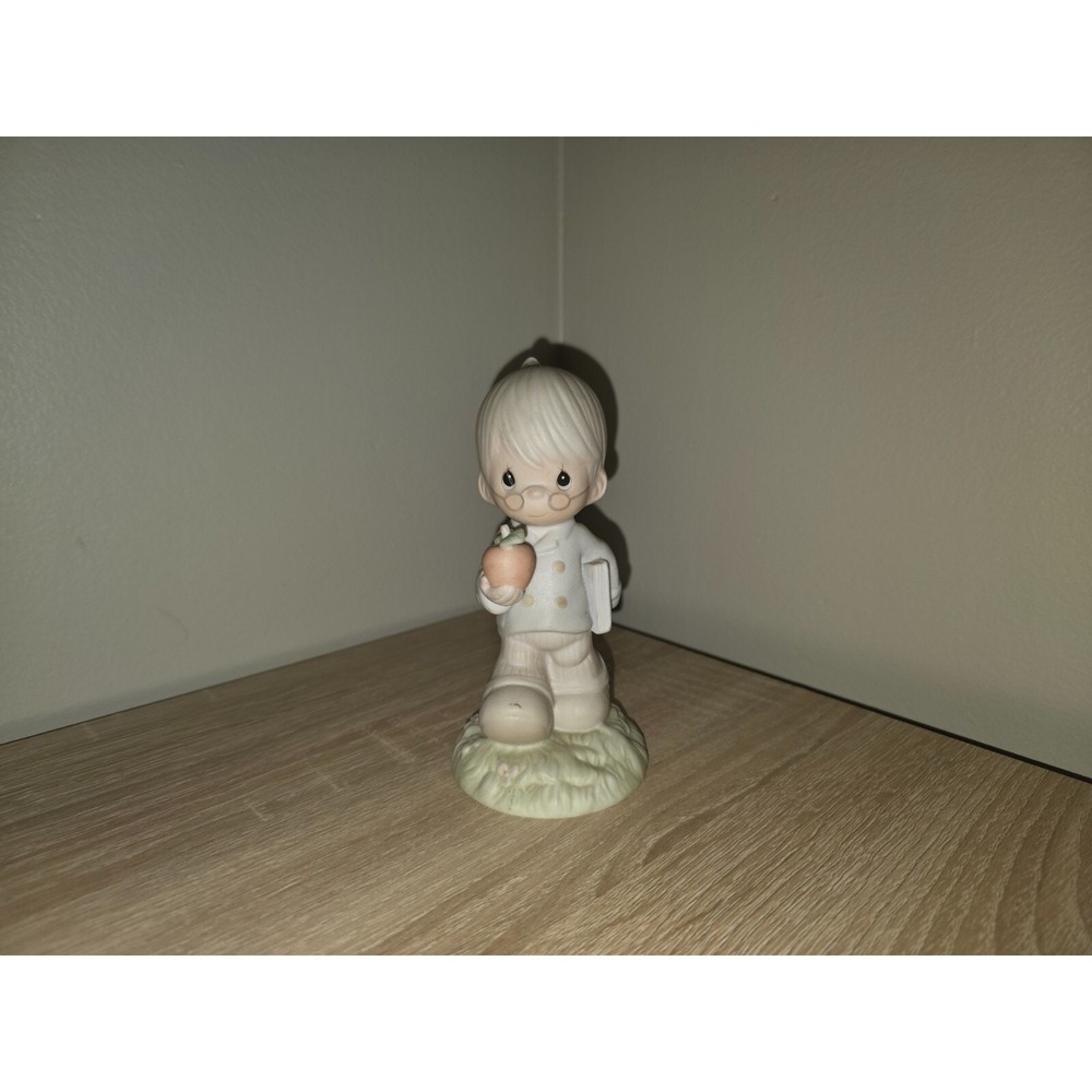 Precious Moments To The Apple Of Gods Eye Boy Science Book Figurine 522015 1993